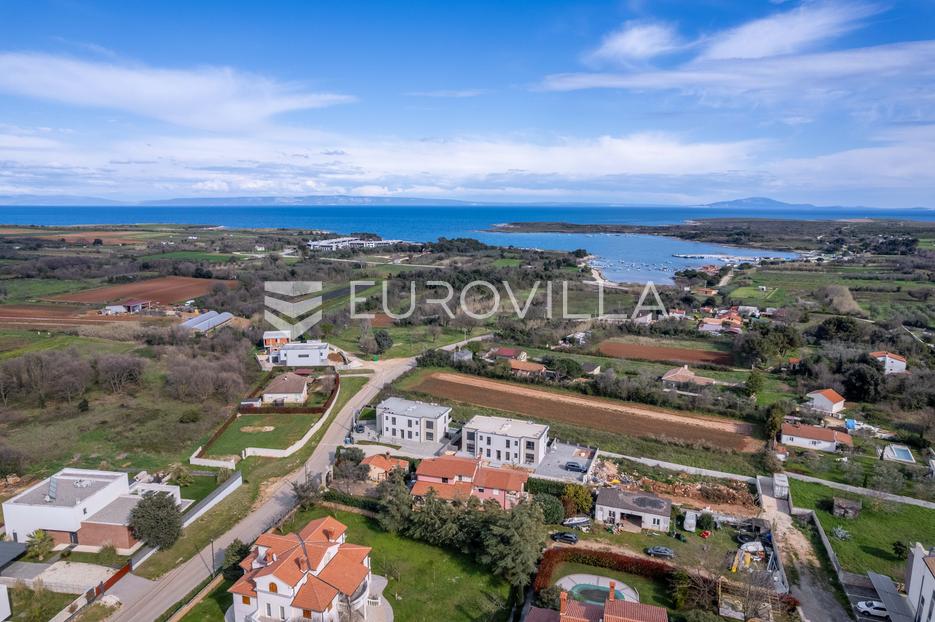 Appartement À vendre -  Ližnjan