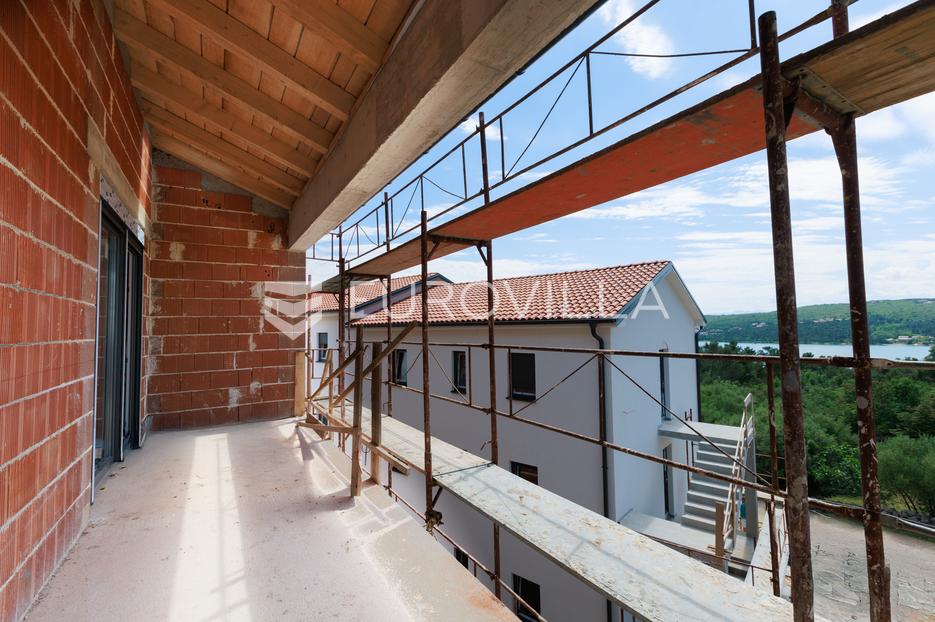 Apartment Zu verkaufen -  Dobrinj