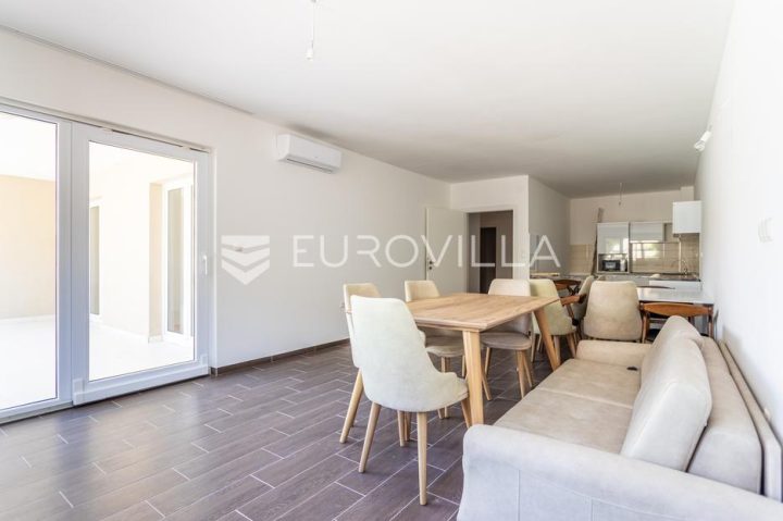 Apartmán na predaj 101 m² – Okrug Gornji