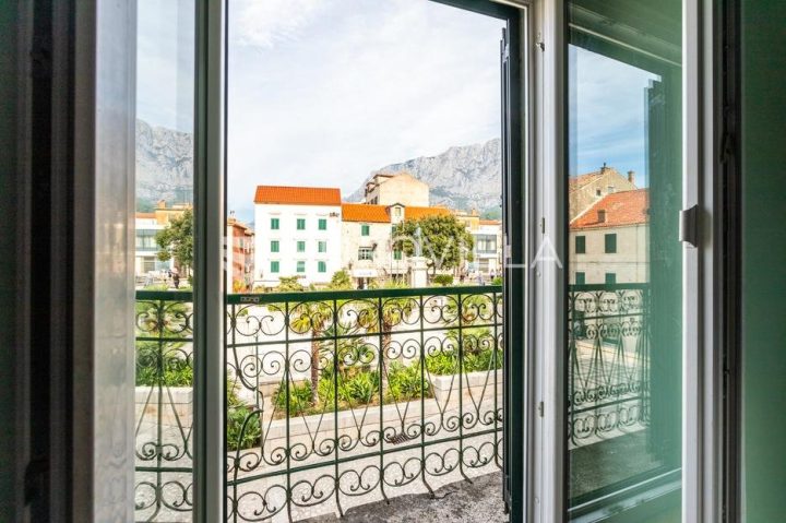 Haus Zu verkaufen - Splitsko-dalmatinska Makarska - foto 3/30