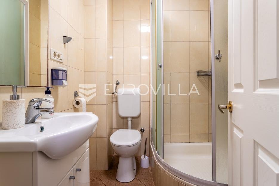 Haus Zu verkaufen - Splitsko-dalmatinska Makarska