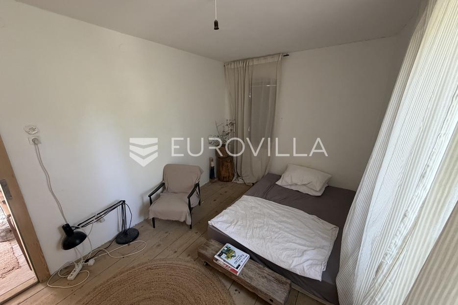 House For sale -  Vis