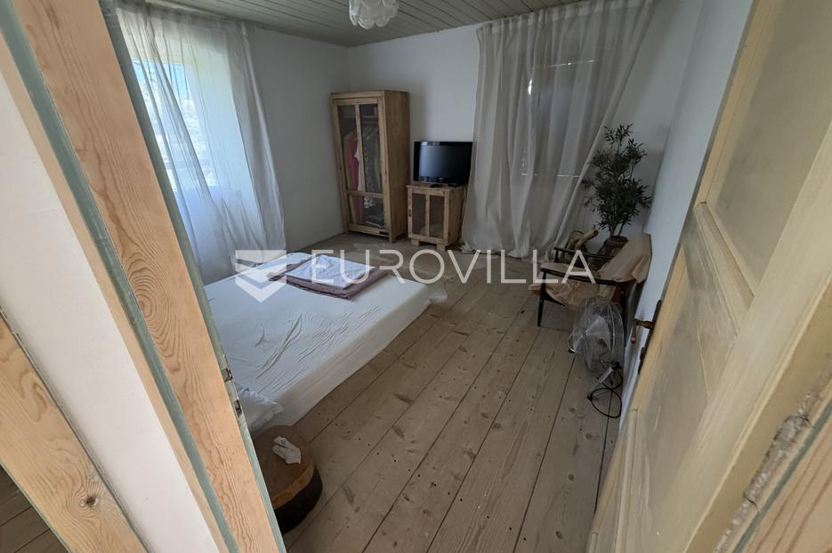House For sale -  Vis