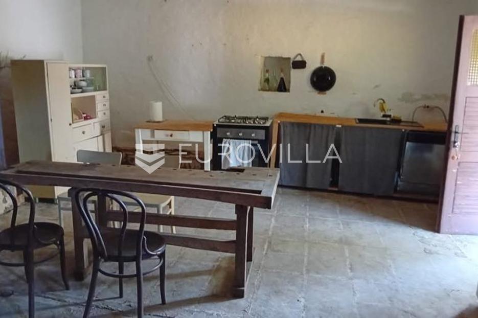 House For sale -  Vis