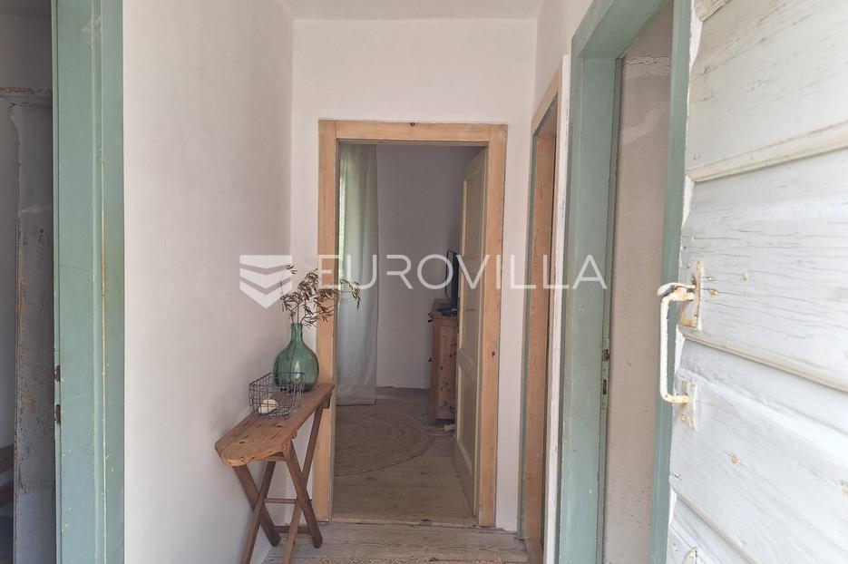 House For sale -  Vis