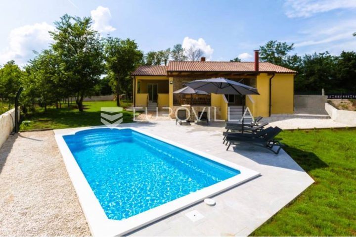 Kuća na prodaju 154 m² – Debeljuhi