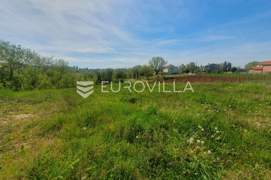 Zemljište Na prodaju -  Karojba