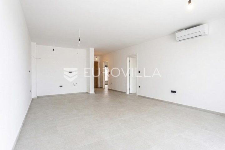 Flat For sale - Splitsko-dalmatinska Makarska - foto 2/11
