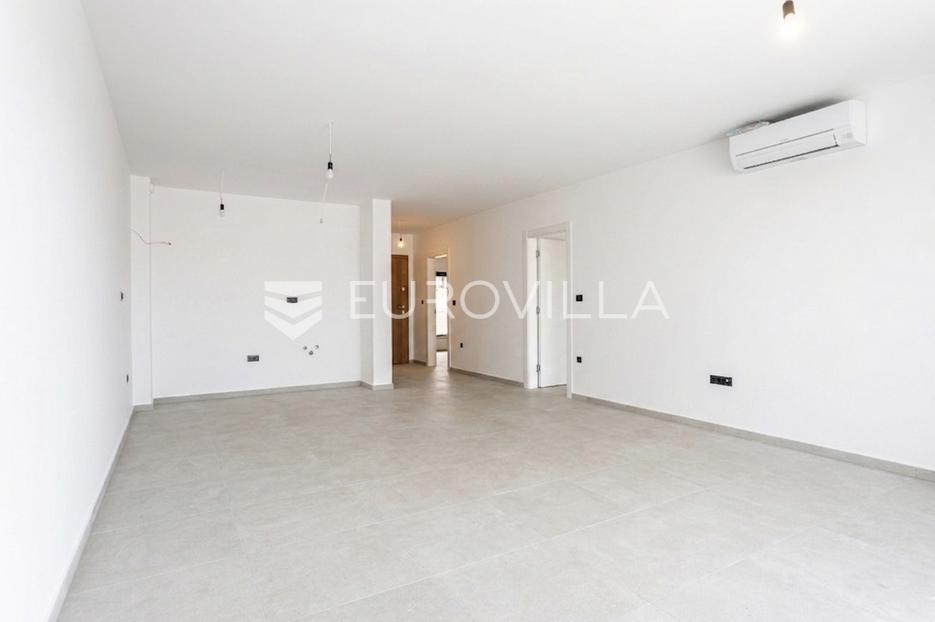 Flat For sale - Splitsko-dalmatinska Makarska - foto 2/11
