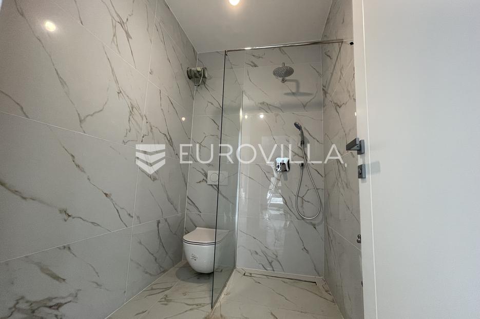 Appartement À vendre -  Rijeka