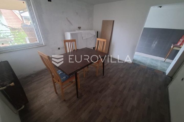 Dům Na prodej Gornje Mrzlo Polje Mrežničko