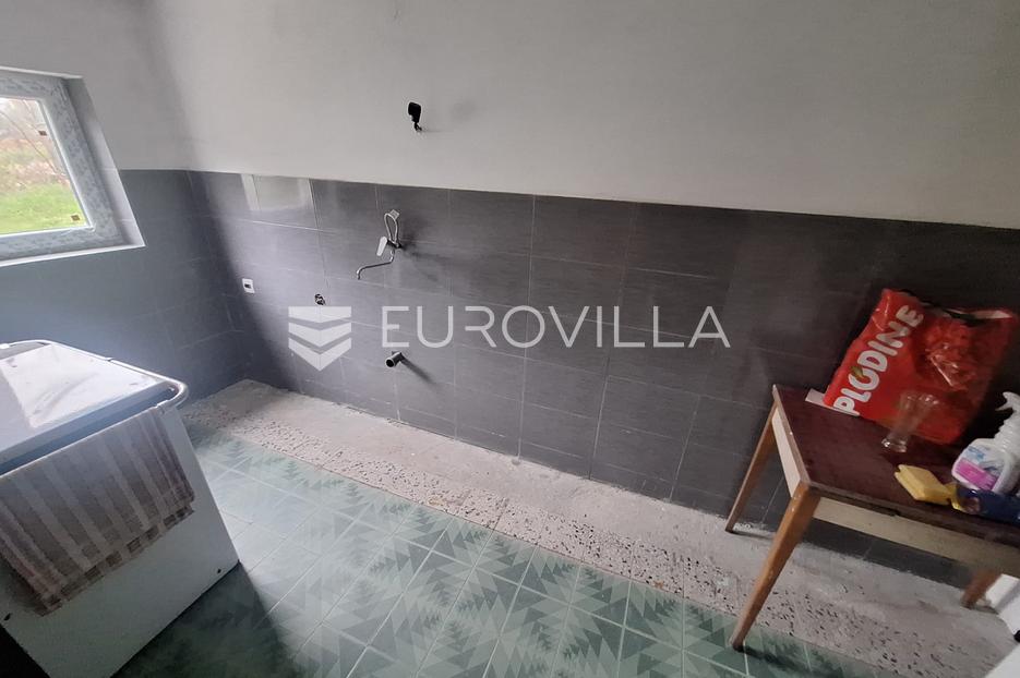 Maison À vendre -  Duga Resa