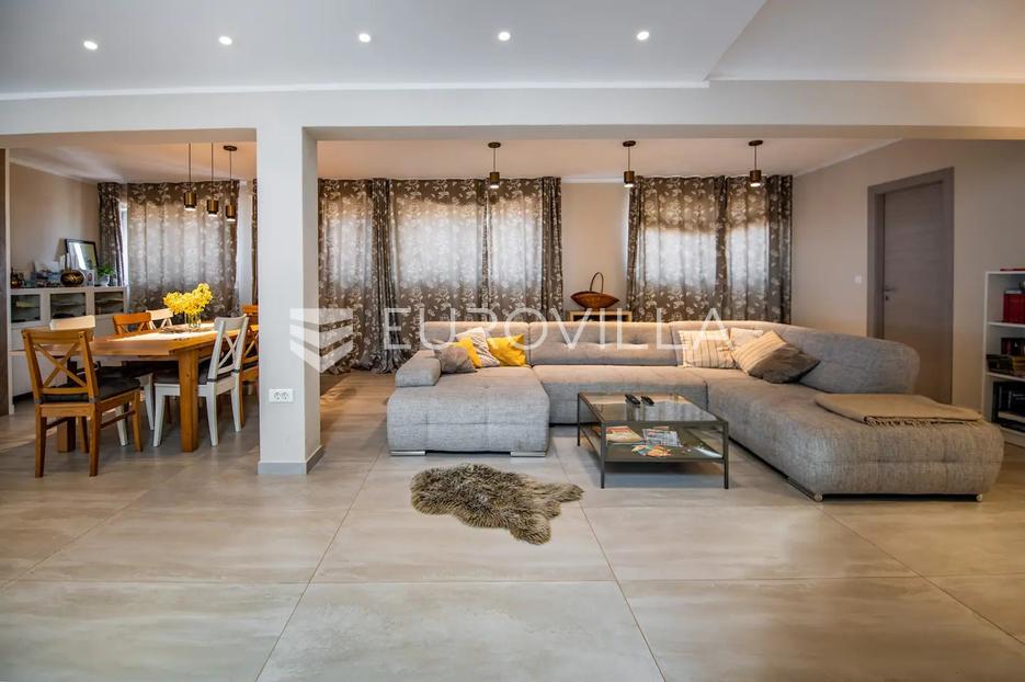 Apartmán Na predaj -  Medulin