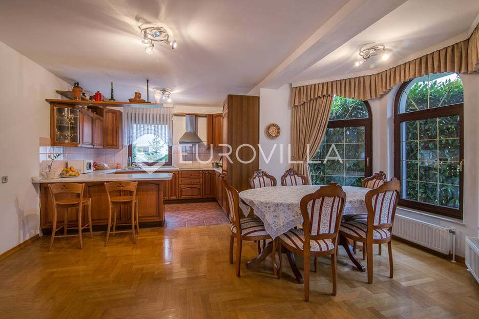 Haus Zu verkaufen Maksimir