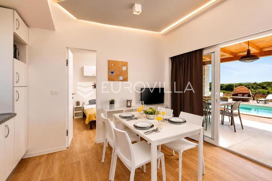 Casa In vendita - Zadarska Nin