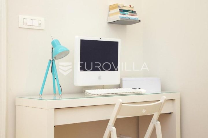 Flat For rent - Splitsko-dalmatinska Split - foto 4/11