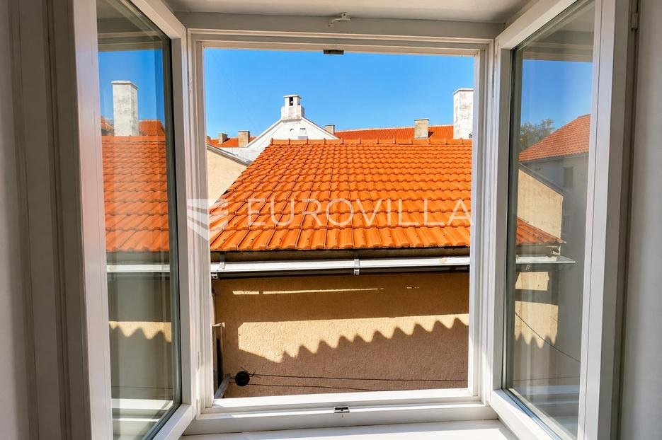 Flat For sale - Ličko-senjska Senj