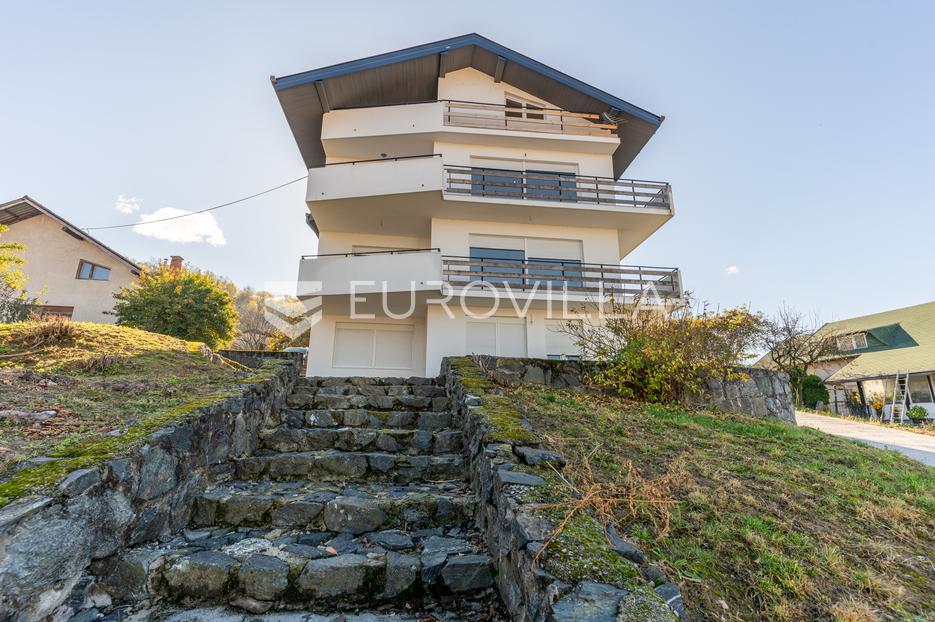 Casa In vendita Tekija