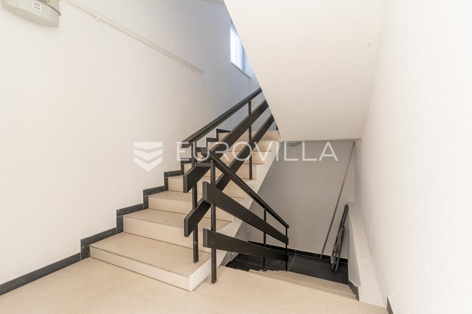 Casa In vendita -  Požega