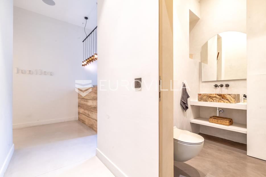 Flat For sale -  Donji Grad