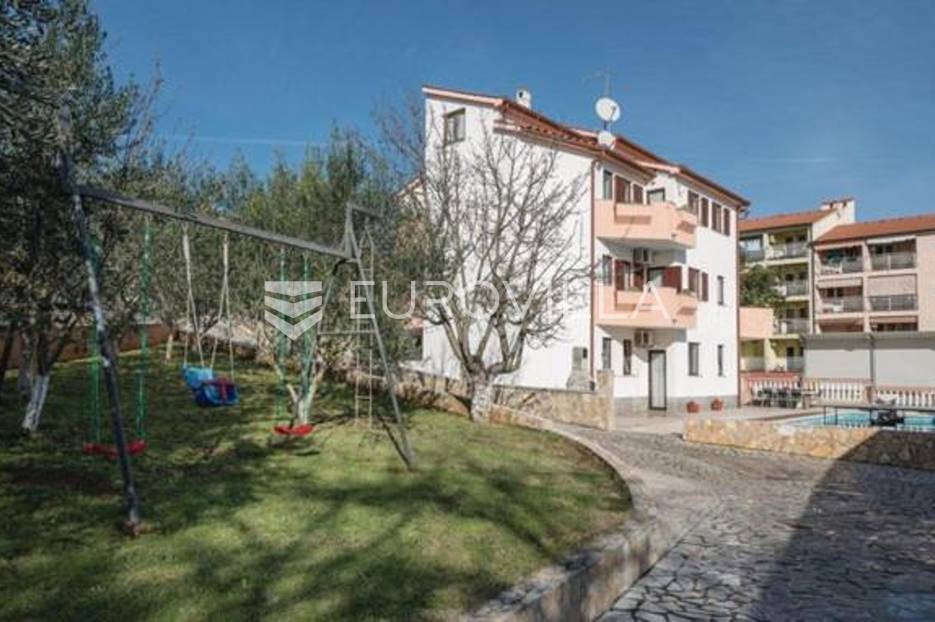 Kuća Na prodaju -  Pula