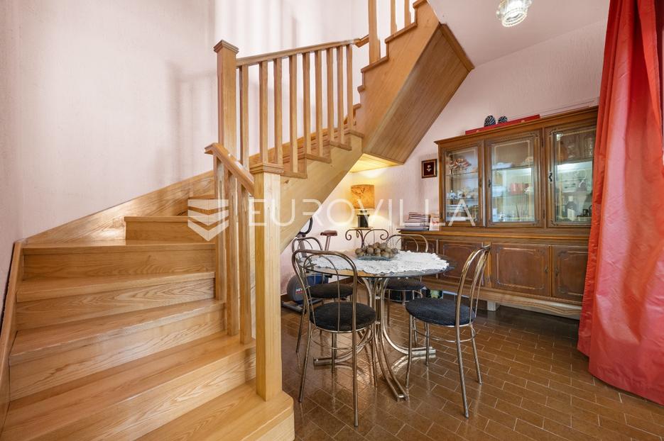 Haus Zu verkaufen -  Ližnjan