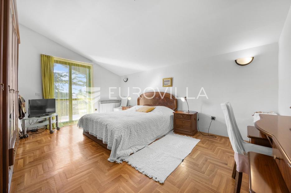 Haus Zu verkaufen -  Ližnjan