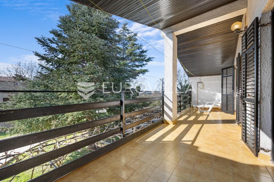 Haus Zu verkaufen -  Ližnjan