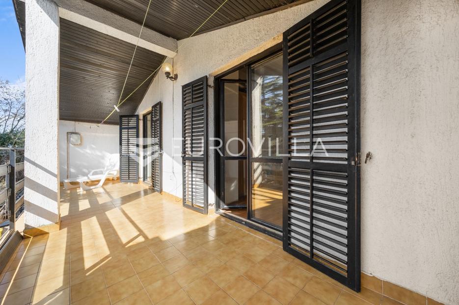 Haus Zu verkaufen -  Ližnjan