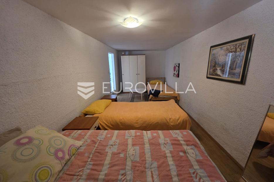 Haus Zu verkaufen -  Ližnjan