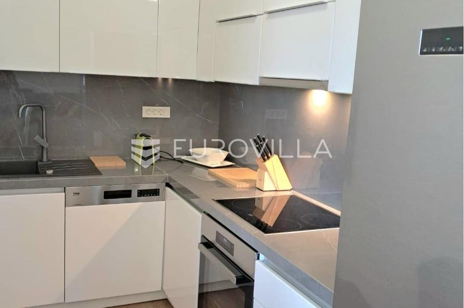 Appartement À vendre - Splitsko-dalmatinska Jelsa