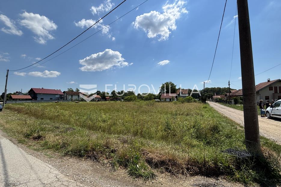 Terrain À vendre - Zagrebačka Velika Gorica - Okolica - foto 1/3