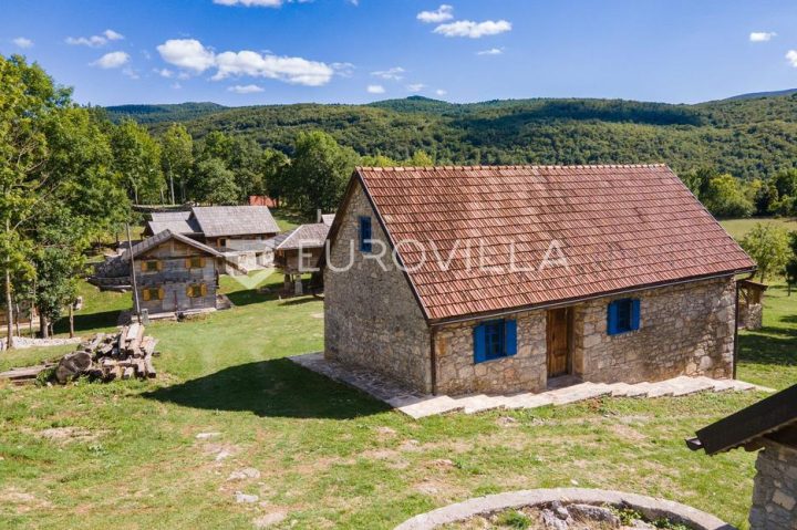 Haus Zu verkaufen Plitvička Jezera