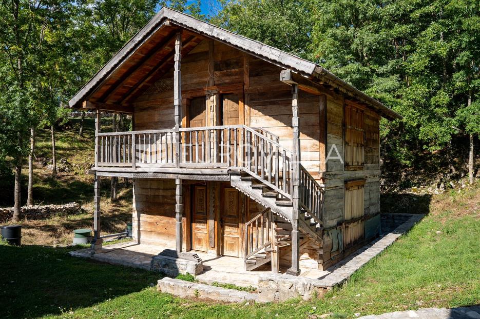 Dom Na sprzedaż - Ličko-senjska Plitvička Jezera