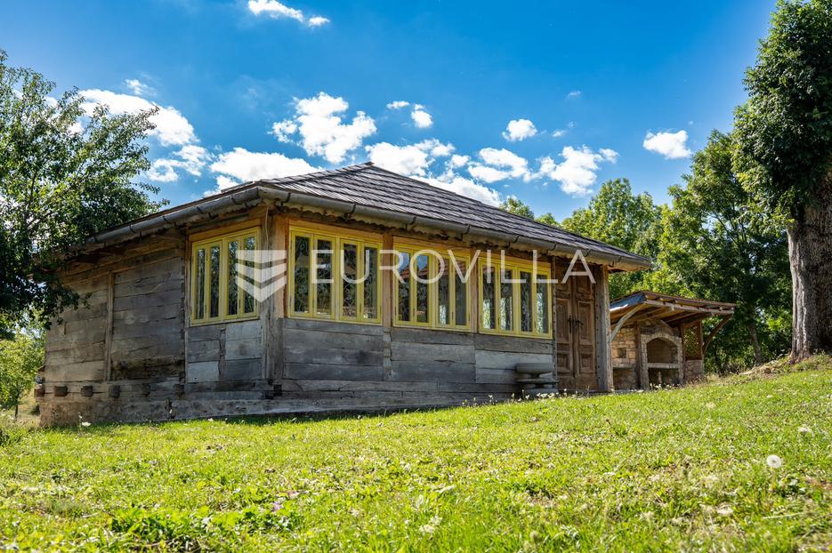 Dom Na sprzedaż - Ličko-senjska Plitvička Jezera