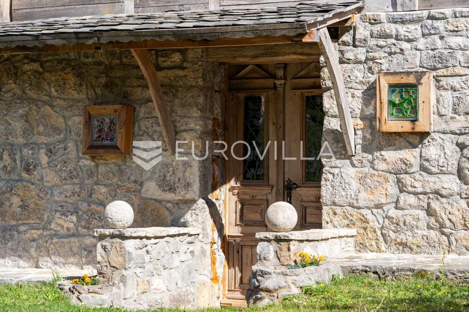 Dom Na sprzedaż - Ličko-senjska Plitvička Jezera