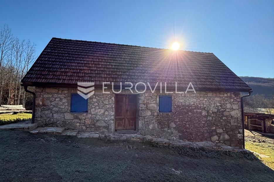 Dom Na sprzedaż - Ličko-senjska Plitvička Jezera