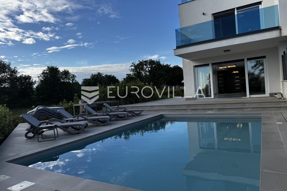 Casa In vendita - Istarska Poreč