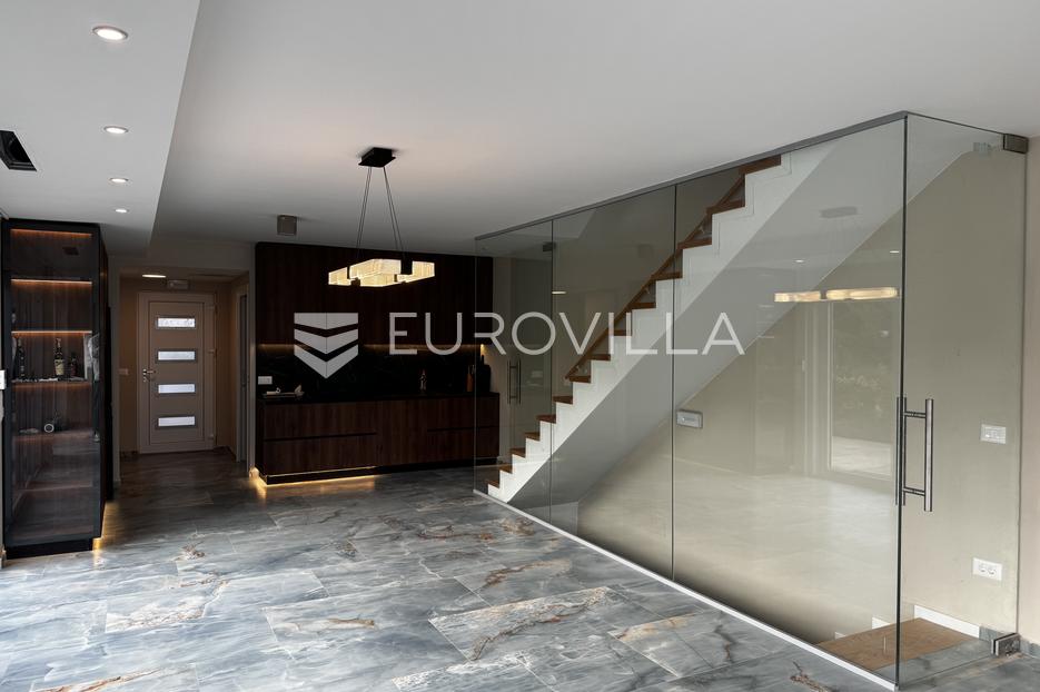 Casa In vendita - Istarska Poreč