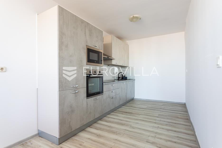 Appartamento In vendita -  Split