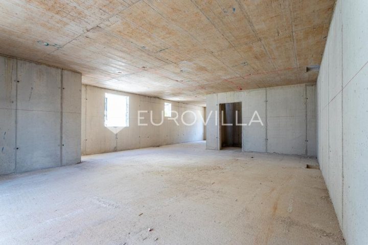 Appartamento in vendita 80 m² – Makarska
