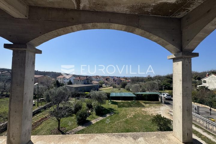 Apartmán na prodej 190 m² – Rovinjsko Selo