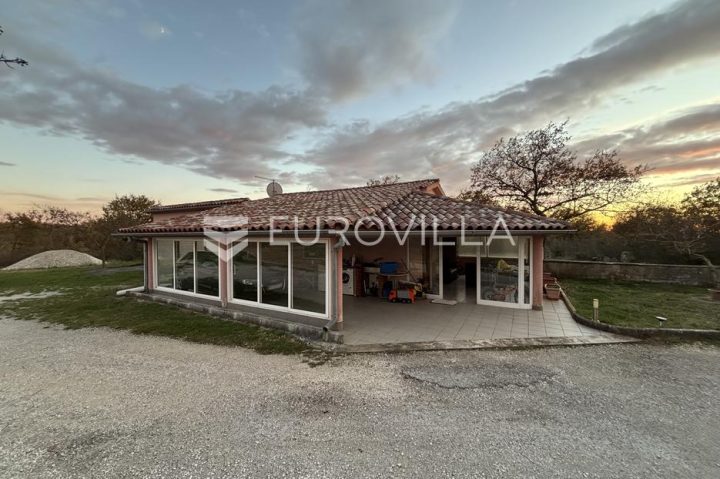 Hiša Naprodaj - Istarska Marčana - foto 2/9