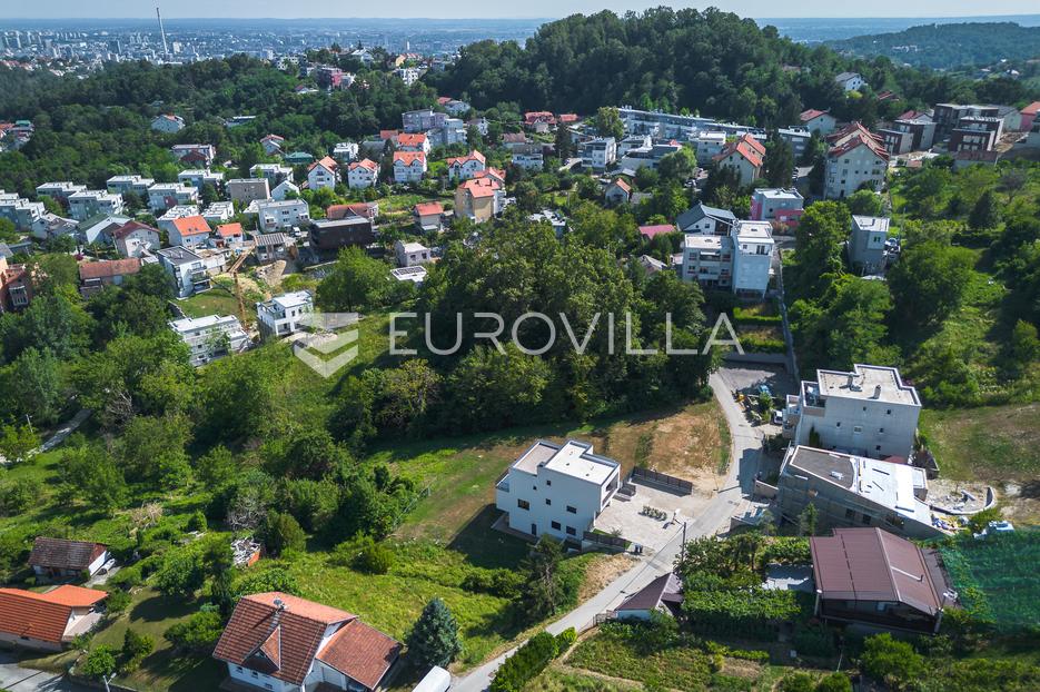 Hiša Na predaj - Grad Zagreb Črnomerec