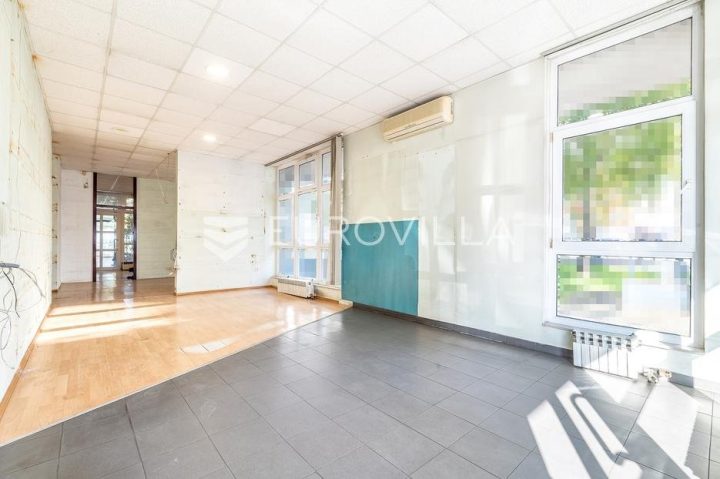 Business premises for rent 129 m² – Martinovka