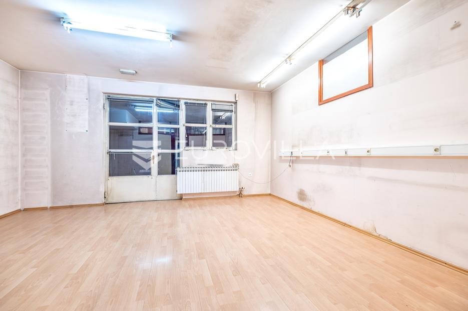 Business premises For rent - Grad Zagreb Trnje