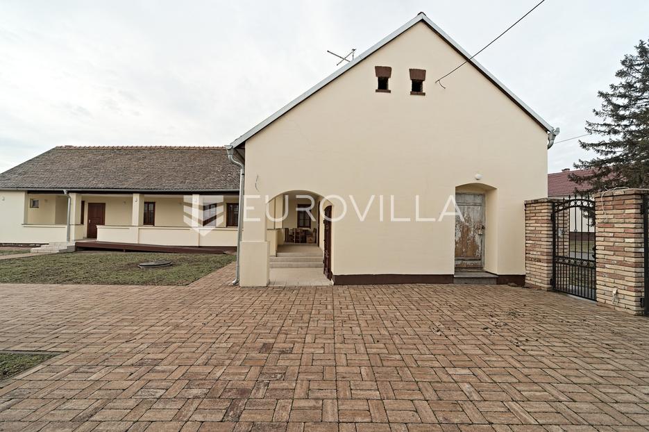 Maison À vendre - Osječko-baranjska Erdut