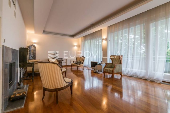 Apartmán na predaj 300 m² – Tuškanac