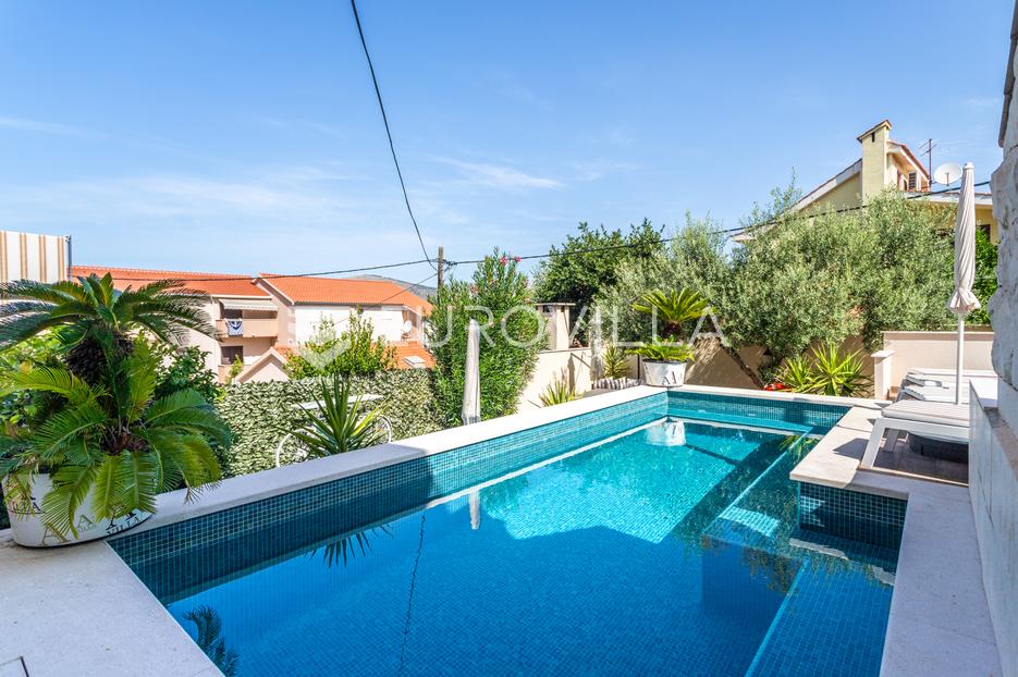 Haus Zu verkaufen - Splitsko-dalmatinska Trogir - foto 1/28