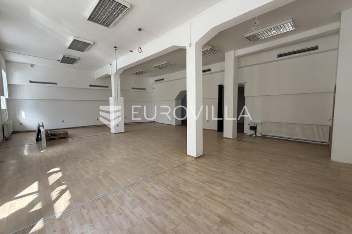 Business premises for sale 220 m² – Gornji Grad / Centar